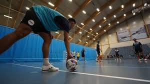 养乐多连年战绩不佳 监督高津臣吾本季结束将退任｜日职