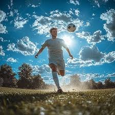 金融专家：曼联冬窗即使不出售球员，仍能有1亿欧预算